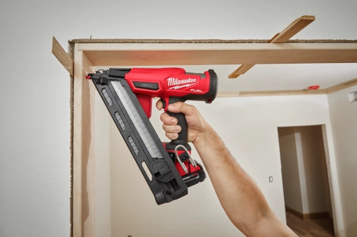MILWAUKEE 2839-20 M18 FUEL™ 15 Gauge Finish Nailer (Tool Only)
