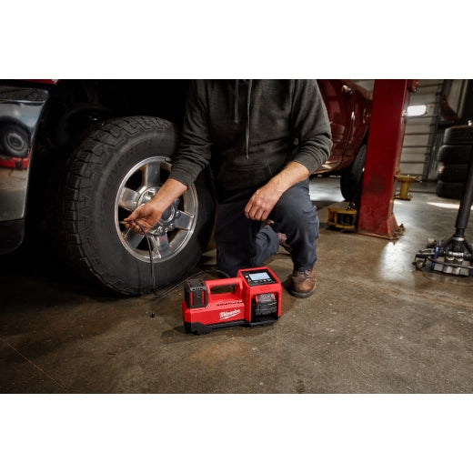 MILWAUKEE 2848-20 M18™ 18V Cordless Tire Inflator (Tool Only)