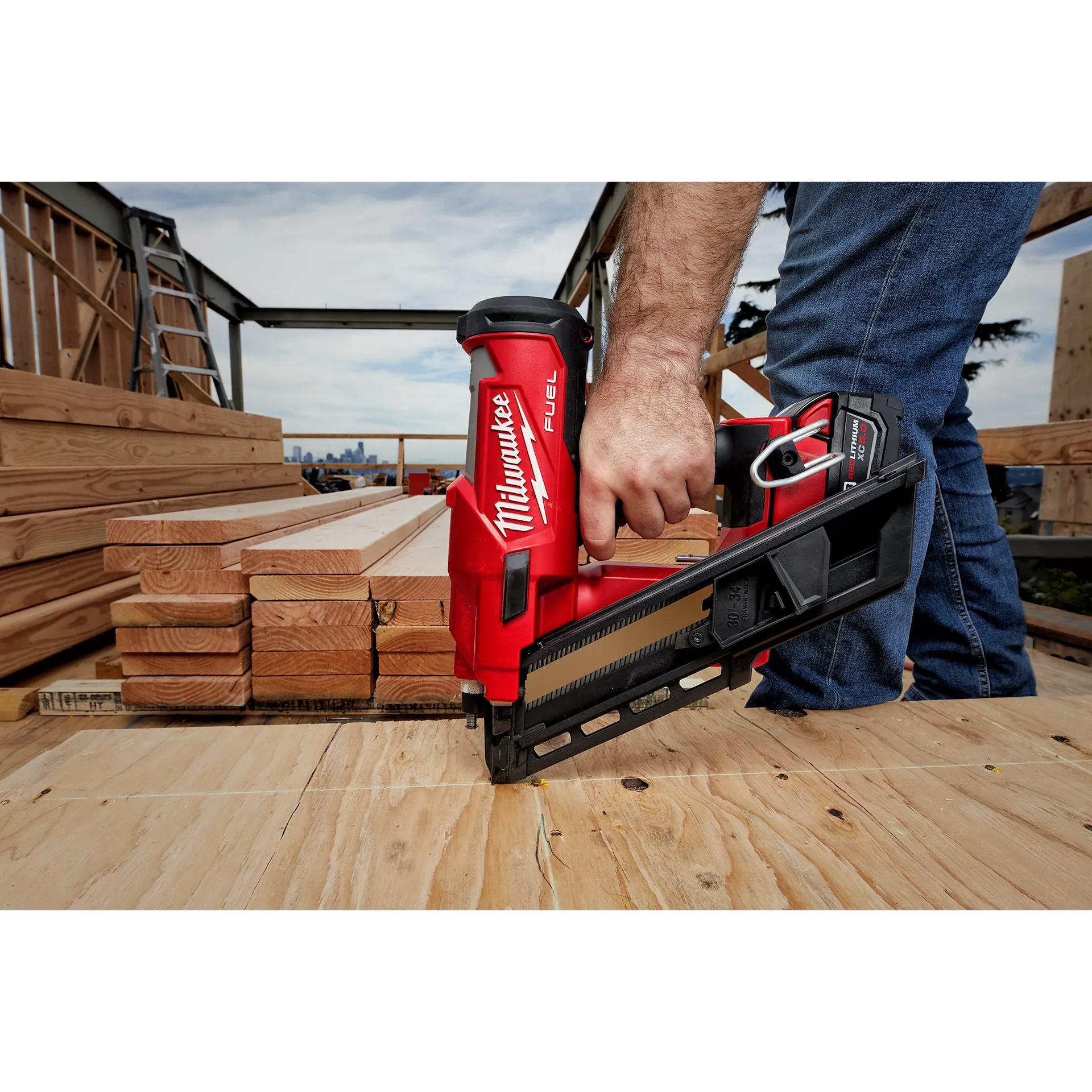 MILWAUKEE 2745-20 M18 FUEL™ 30 Degree Framing Nailer BARE