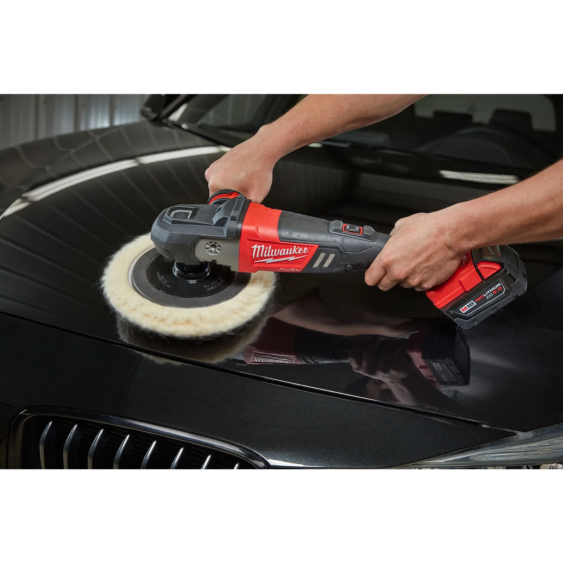 MILWAUKEE 2738-20 M18 FUEL™ 7” Variable Speed Polisher (Tool Only)