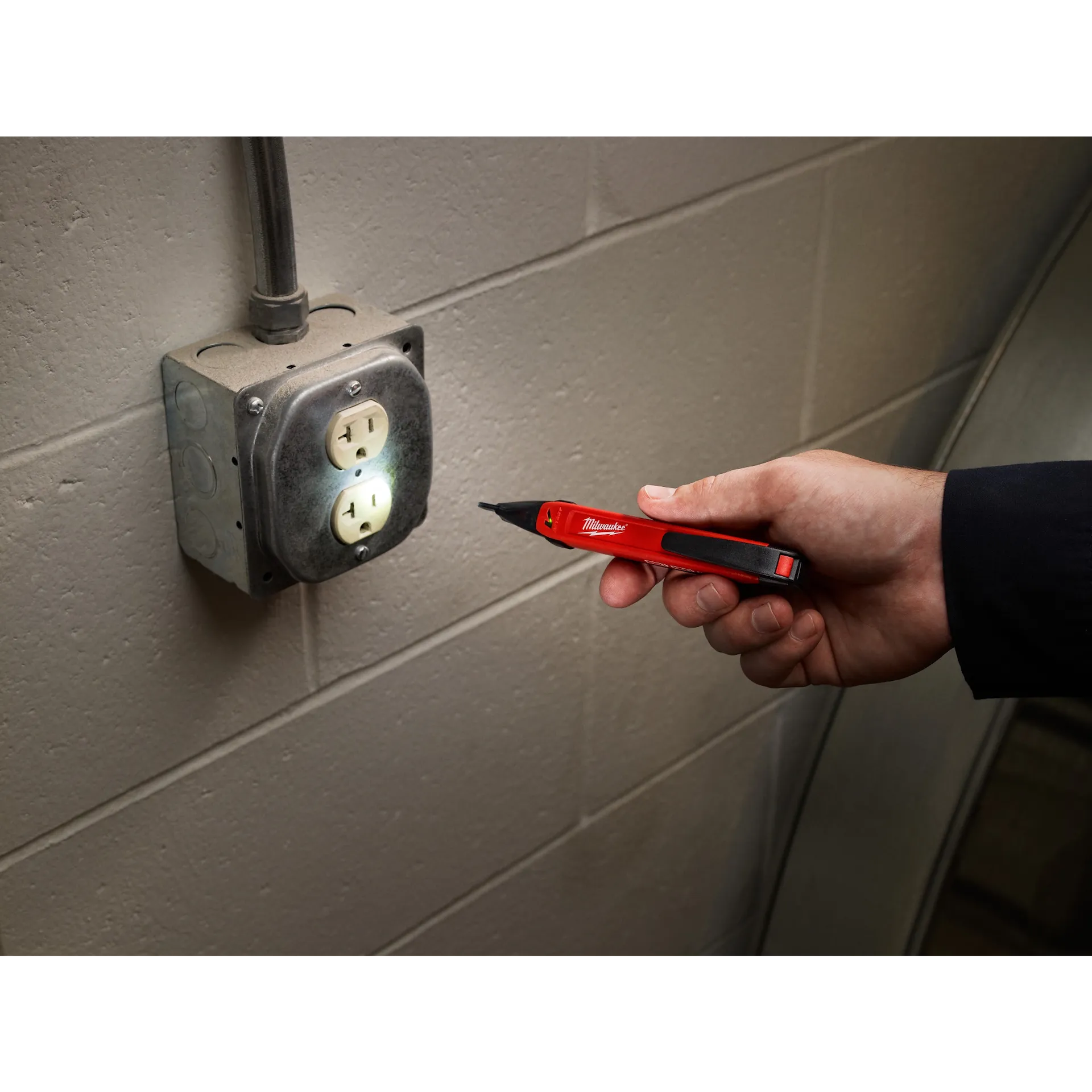 MILWAUKEE 2200-20 Voltage Detector