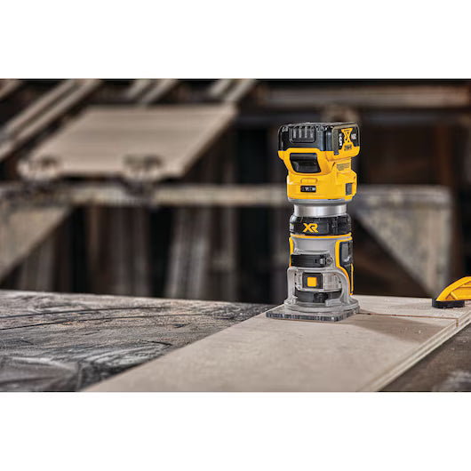 DEWALT DCW600B 20V MAX* XR® Brushless Cordless Compact Router (Tool Only)