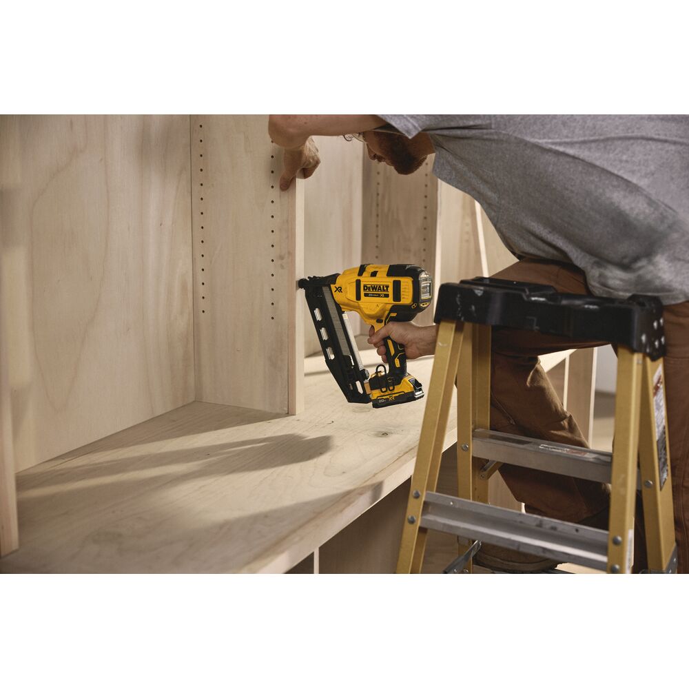 DEWALT DCN660B 20V MAX* XR® 16ga Cordless Angled Finish Nailer (Tool Only)