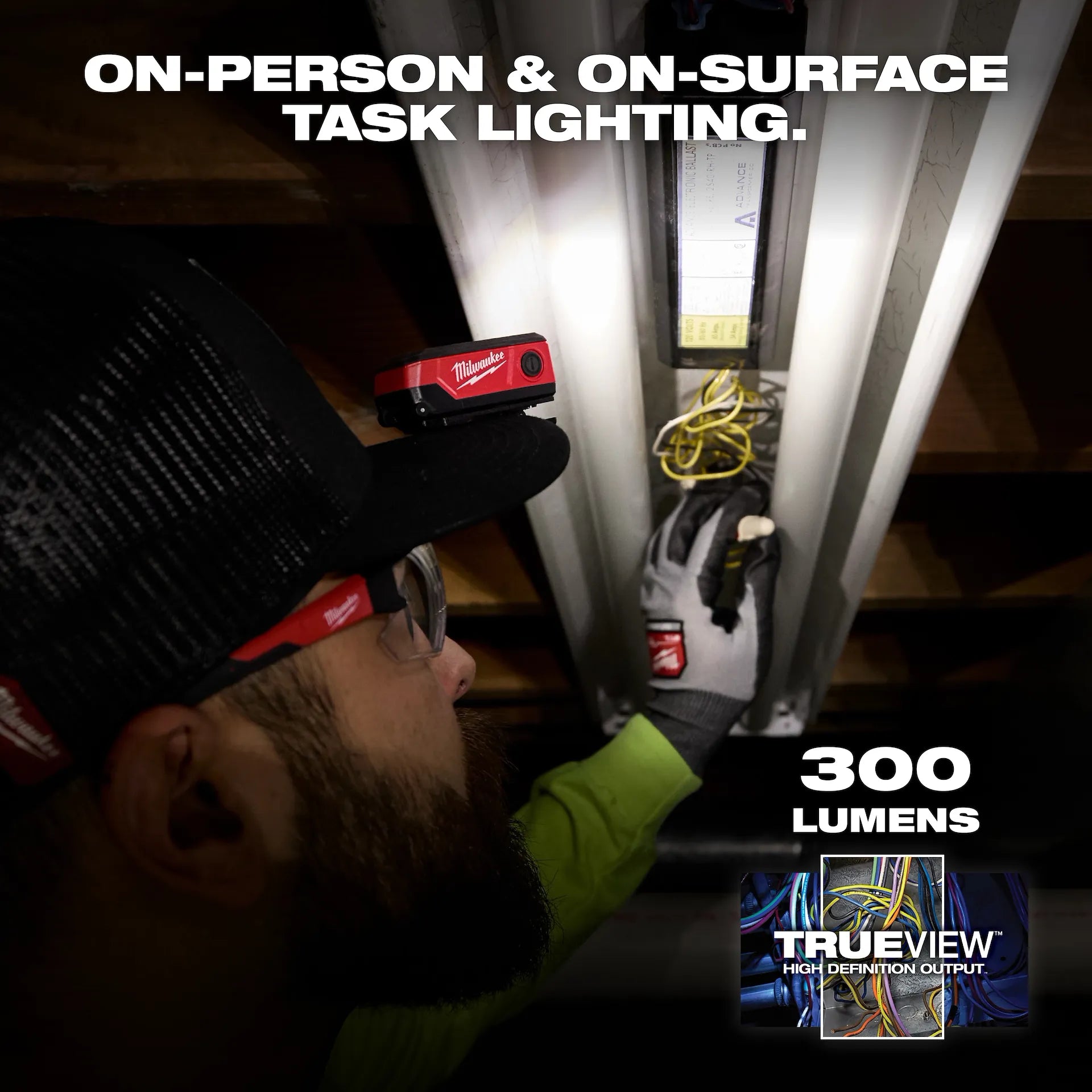 MILWAUKEE 2014R Rechargeable Clip Light