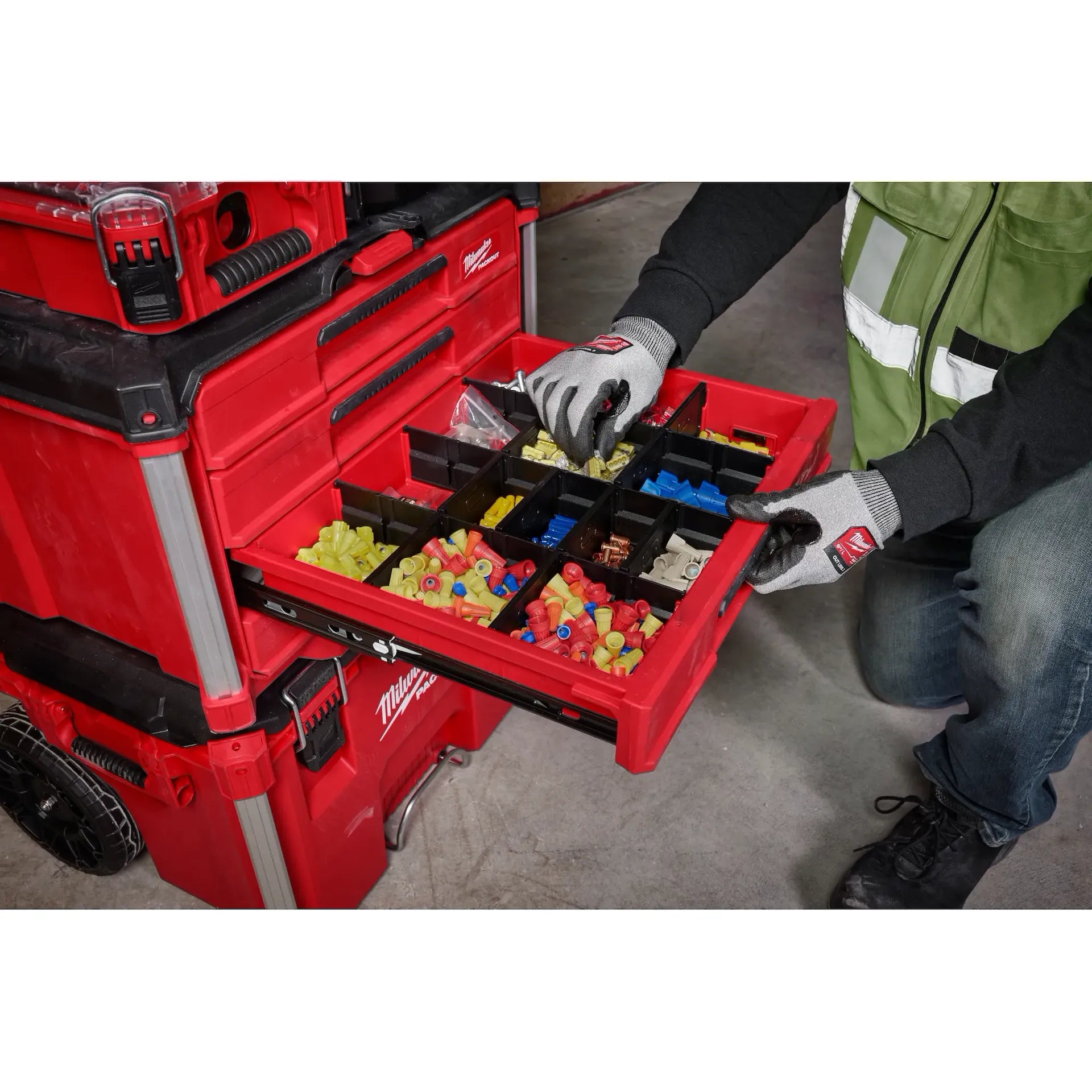 MILWAUKEE 48-22-8444 PACKOUT™ 4 Drawer Tool Box