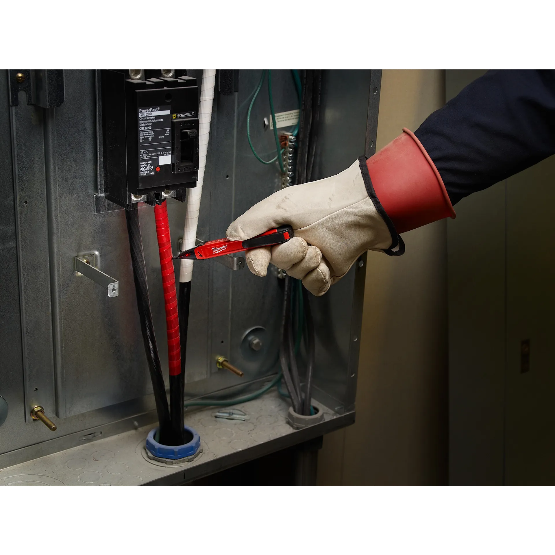 MILWAUKEE 2200-20 Voltage Detector