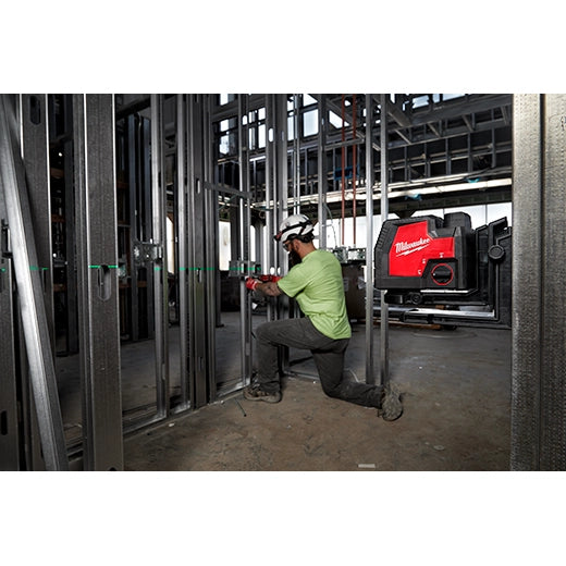 MILWAUKEE 3522-21 USB Rechargeable Green Cross Line & Plumb Points Laser