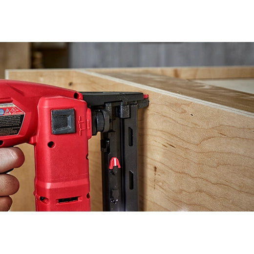 MILWAUKEE 2749-20 M18 FUEL 18GA NARROW CROWN STAPLER BARE