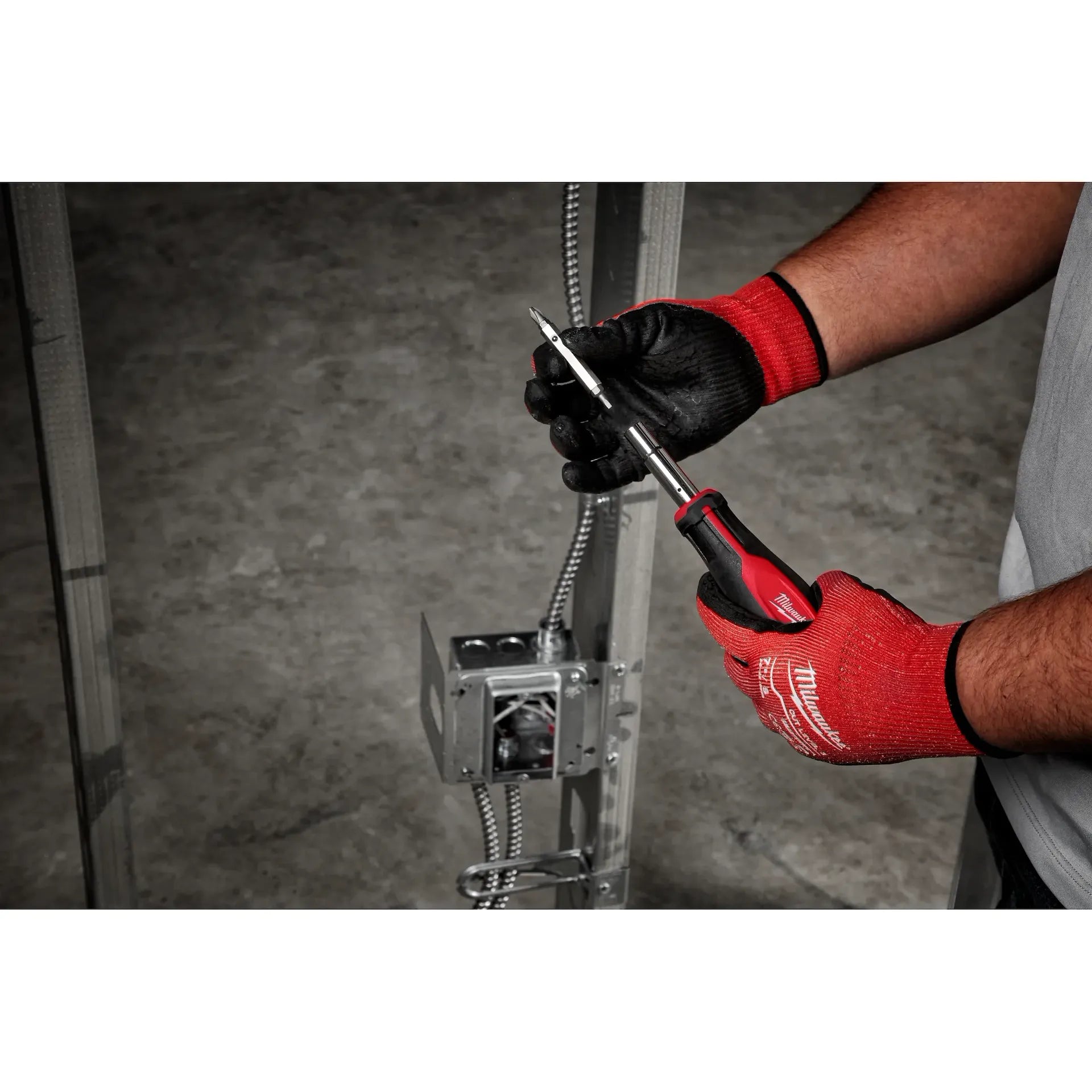 MILWAUKEE 48-22-2914 11-in-1 Magnetic Multi-Bit Screwdriver