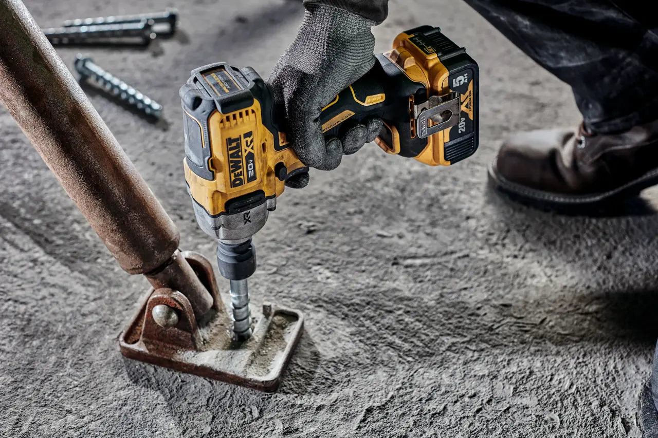 DEWALT DCF891B 20V MAX* XR® Cordless 1/2-in. (13mm) Mid-range Impact Wrench (Tool Only)