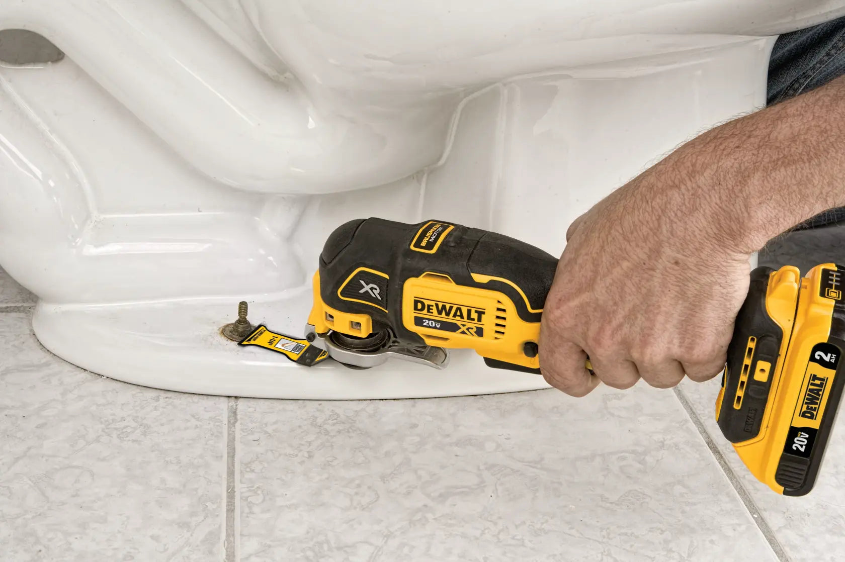 DEWALT DCS356D1 20V MAX* XR® Brushless Cordless 3-Speed Oscillating Multi-Tool Kit (2.0 Ah Battery)