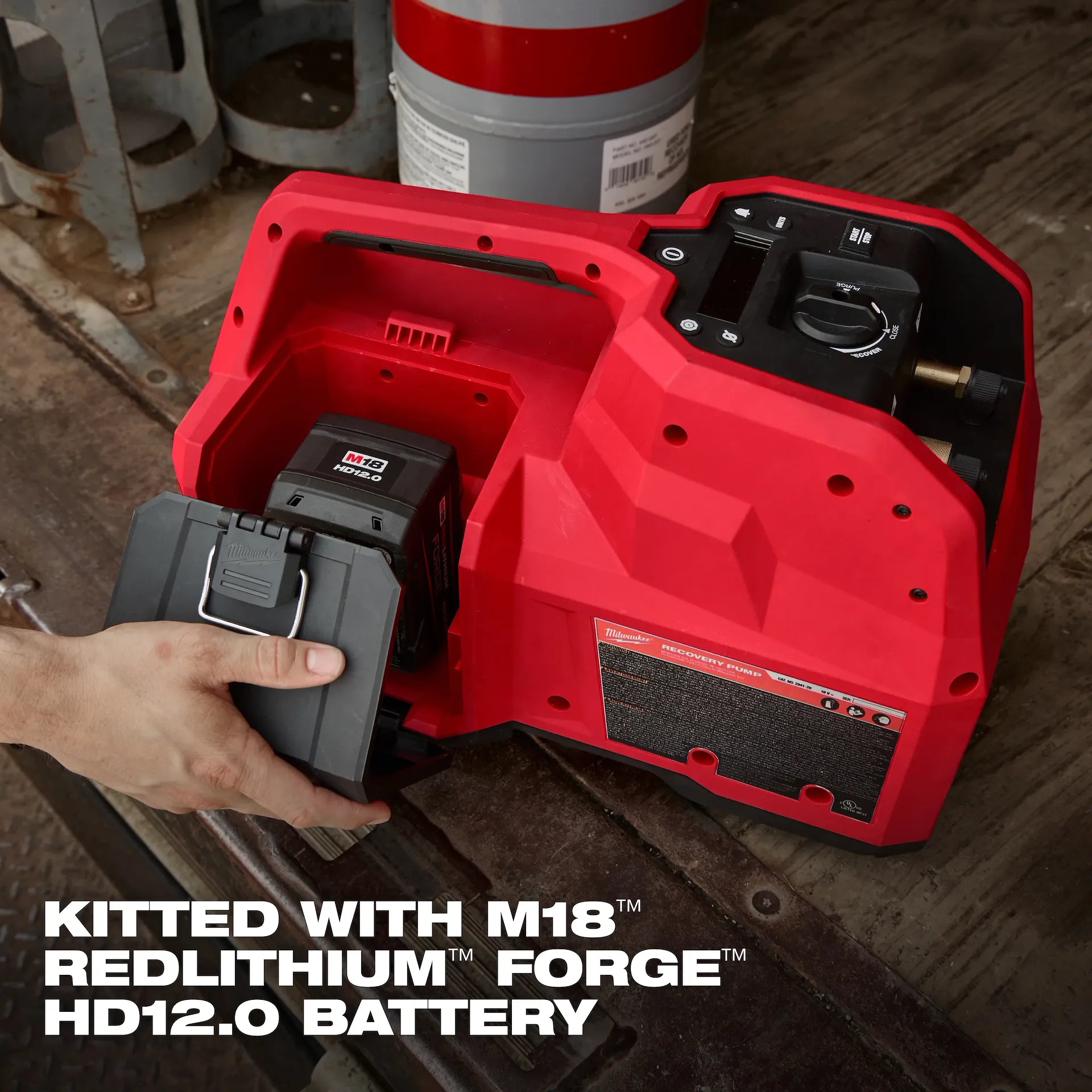MILWAUKEE 2938-21 M18™ Brushless Refrigerant Recovery Machine Kit