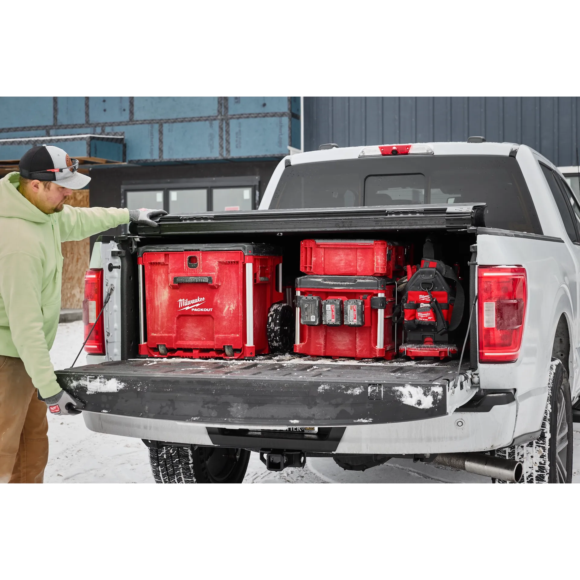 MILWAUKEE 48-22-8420 PACKOUT ROLLING DRAWER TOOL BOX