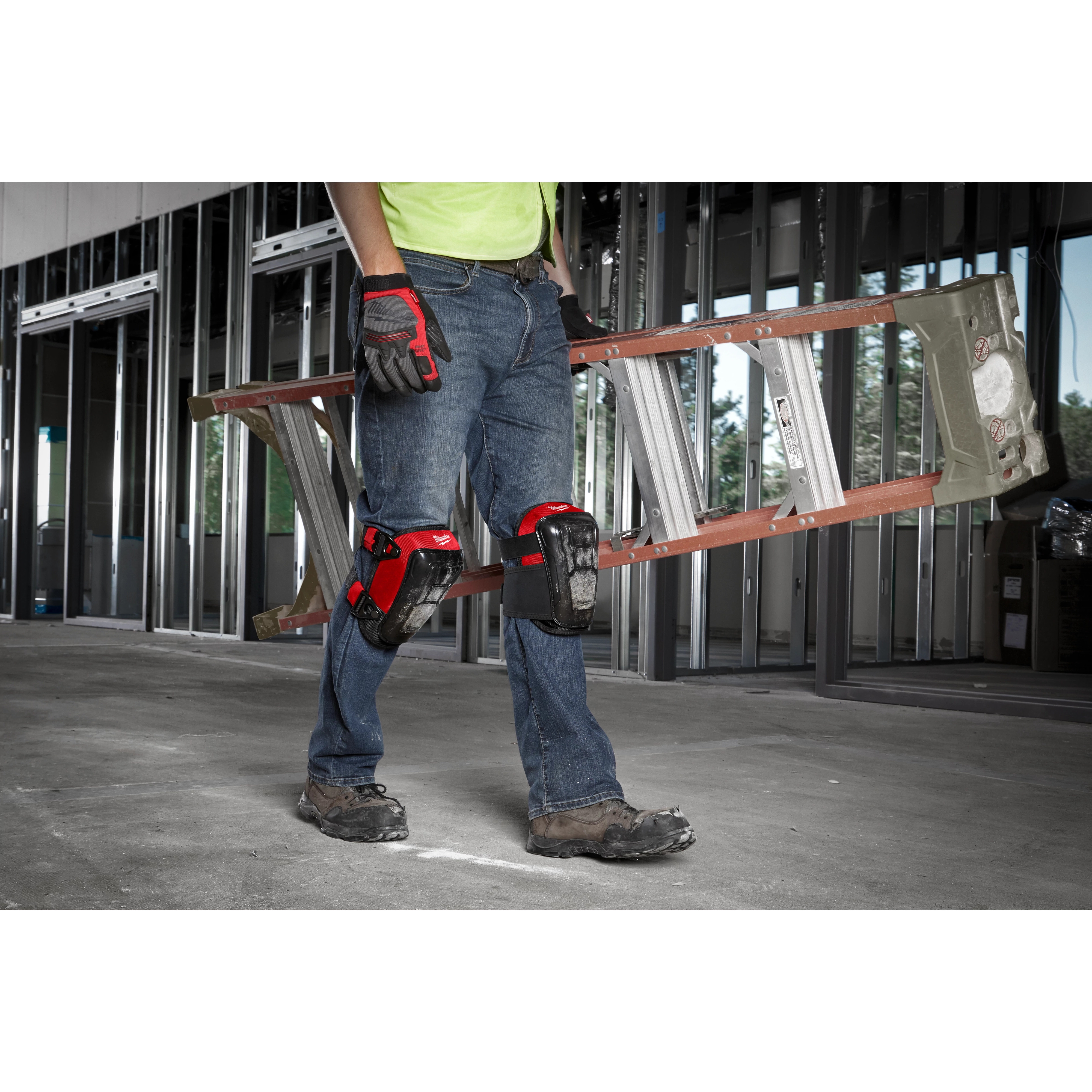 MILWAUKEE 48-73-6030 Dynamic Knee Pad with Wide Strap
