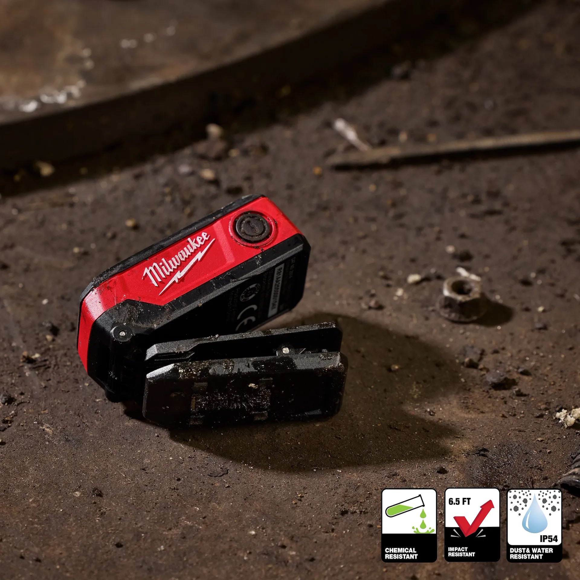 MILWAUKEE 2014R Rechargeable Clip Light