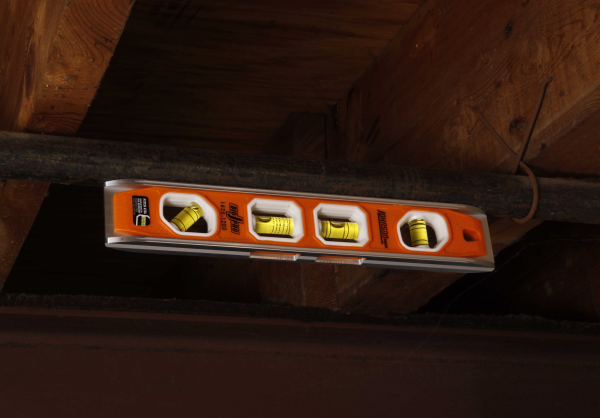 JOHNSON LEVEL 1435-1200 12” Magnetic Torpedo Level